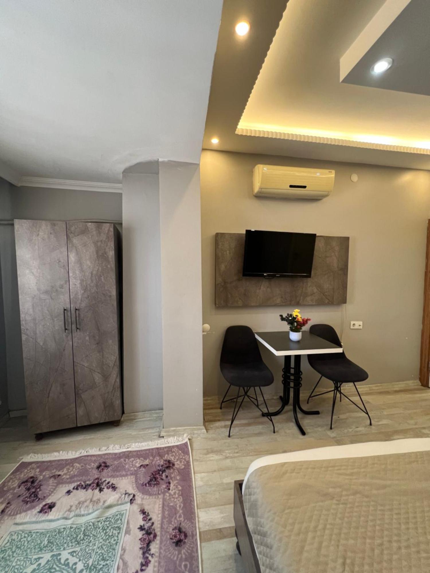 Taksim Brand Suit Hotel Istanbul Exterior photo